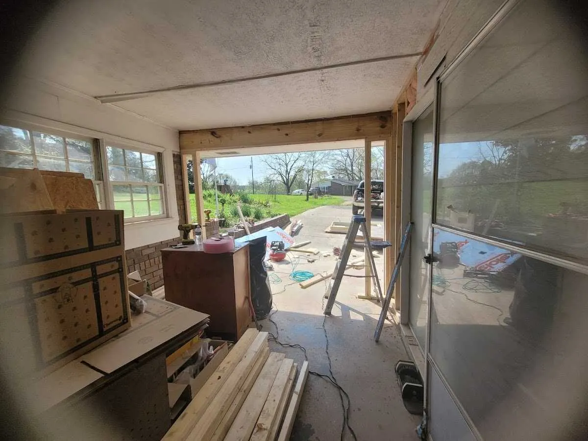 Air movers and dehumidifier for Drying & Dehumidification in Brewton